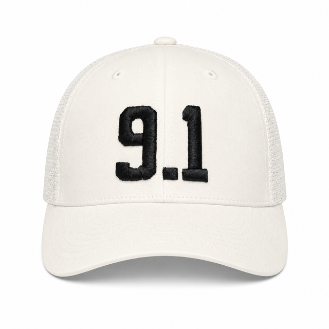18.1 Sports: Golf Hats Born on Rule 18.1