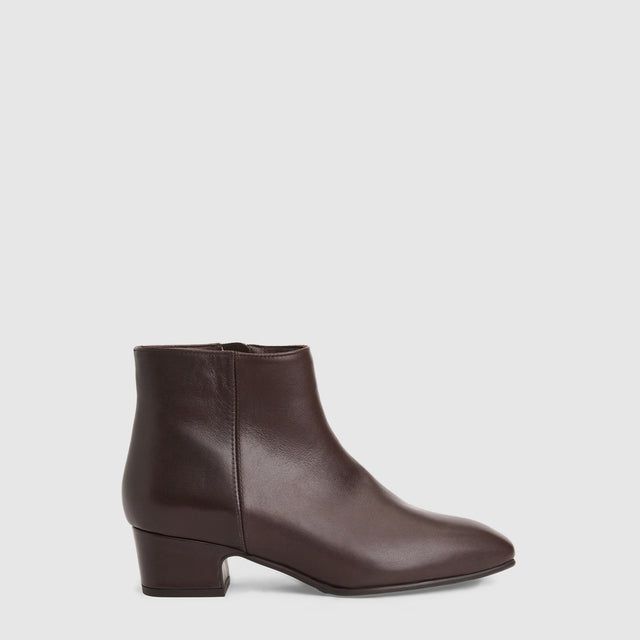 Aquatalia Italian Designer Shoes with Weatherproof Technology