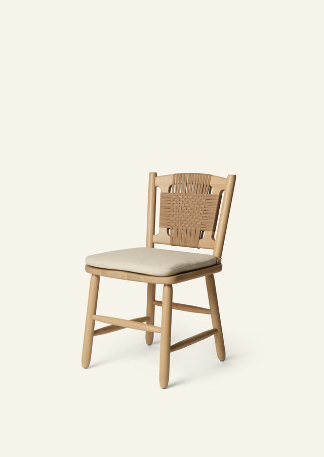 Häti Home Furniture: Handcrafted Solid Wood Pieces