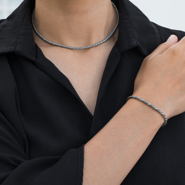 VY Jewelry: Sterling Silver Pieces for Men and Women