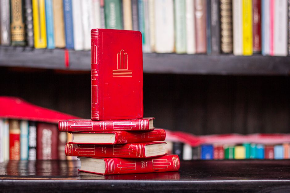 Epic: Unlimited Access to 40K+ Kids' Books Online