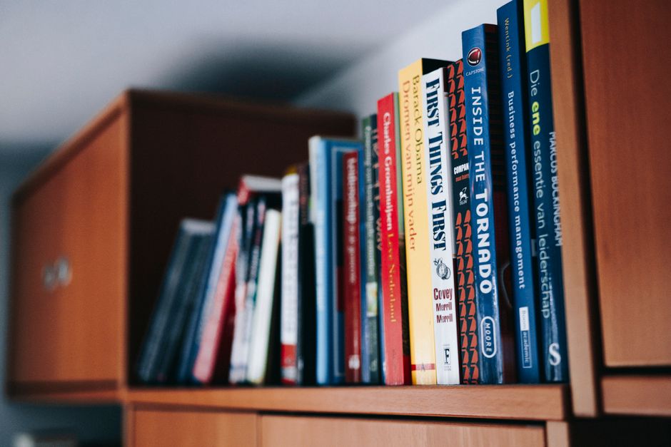 Daily Stoic: Stoic Wisdom and Philosophy Books
